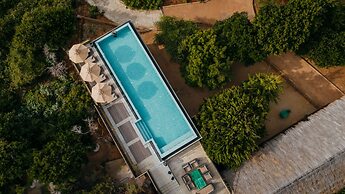 Jetwing Jungle Lodge, A Luxury Reserve
