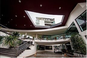 Neca Complex Apartment