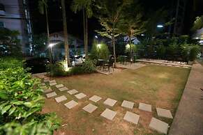 Neca Complex Apartment