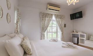 Villa La Flora Kanchanaburi