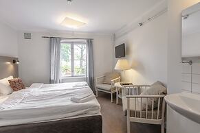 Gripsholms Bed & Breakfast