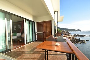 Simple Life Cliff View Resort