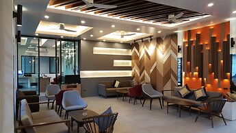 Simple Life Cliff View Resort