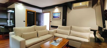 Simple Life Cliff View Resort
