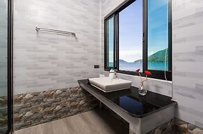 Simple Life Cliff View Resort