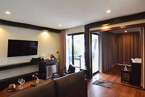 Simple Life Cliff View Resort