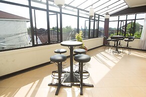 Maxi Hotel Kedonganan