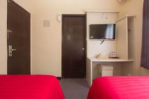 Maxi Hotel Kedonganan