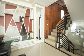 Maxi Hotel Kedonganan