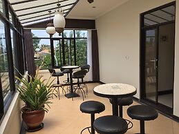 Maxi Hotel Kedonganan