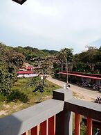 The Sea At Lanta Hotel