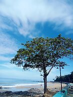 The Sea At Lanta Hotel