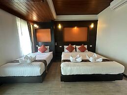 The Sea At Lanta Hotel