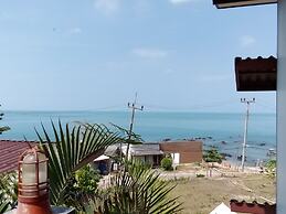 The Sea At Lanta Hotel