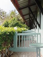 The Sea At Lanta Hotel