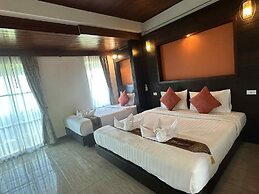 The Sea At Lanta Hotel
