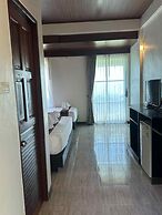 The Sea At Lanta Hotel