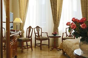 Hotel Bristol Palace