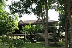 Island Resort River Kwai by October