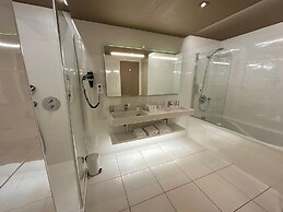 Brit Hotel Saint Brieuc Plérin
