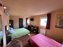 Brit Hotel Saint-Quentin