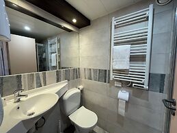 Brit Hotel Saint-Quentin