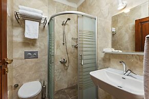 Hotel 1207 Special Class