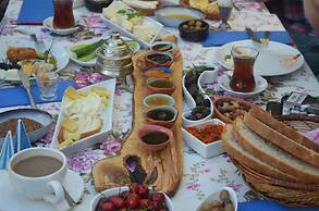 Son Vapur Kuleli Konukevi