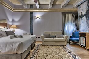 Palazzo Consiglia - IK Collection