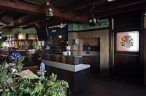 Hotel Blue Ribbon