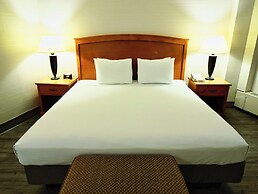 Continental Inn & Suites