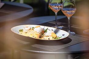 AC Hotel by Marriott Marseille Prado Velodrome