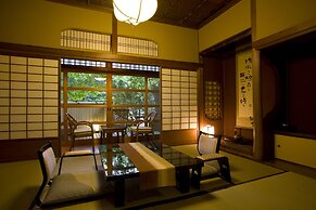 Okutsuso