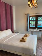 River Kwai Kiri Resort