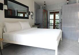 River Kwai Kiri Resort