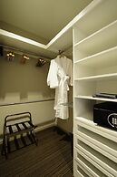 Oakwood Premier Tokyo