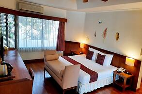 Birds and Bees Resort