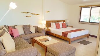 Birds and Bees Resort