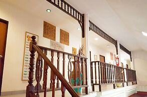 Birds and Bees Resort