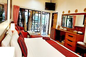 Birds and Bees Resort