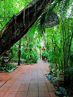 Birds and Bees Resort