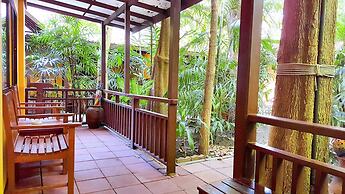 Birds and Bees Resort