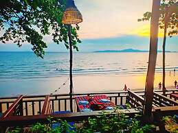 Birds and Bees Resort