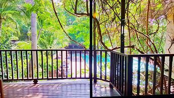 Birds and Bees Resort