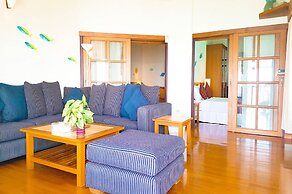 Birds and Bees Resort