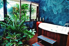 Birds and Bees Resort