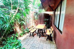 Birds and Bees Resort