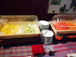 Birds and Bees Resort