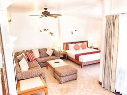 Birds and Bees Resort