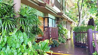 Birds and Bees Resort